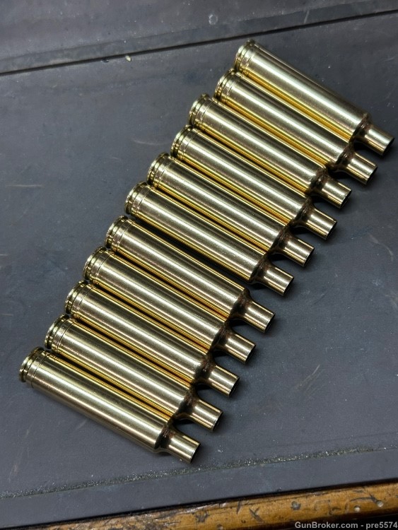 270 Weatherby brass 80 pcs weatherby brand .270 good cond-img-2