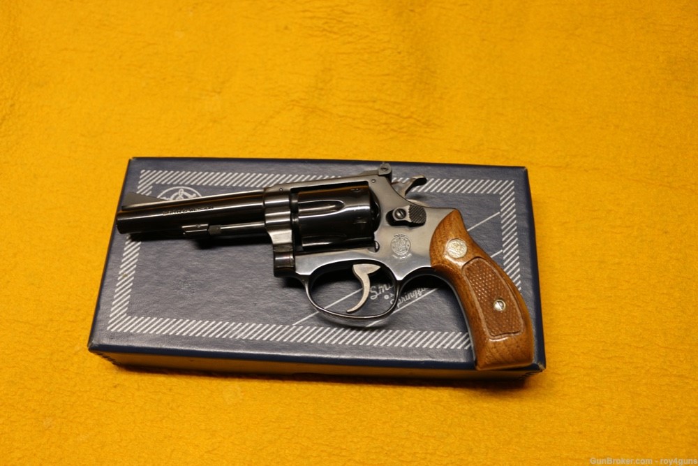 Smith & Wesson model 34-1 22LR -img-2