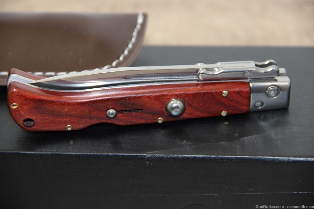 Classic Swing Guard Switchblade Rose wood handle-img-3