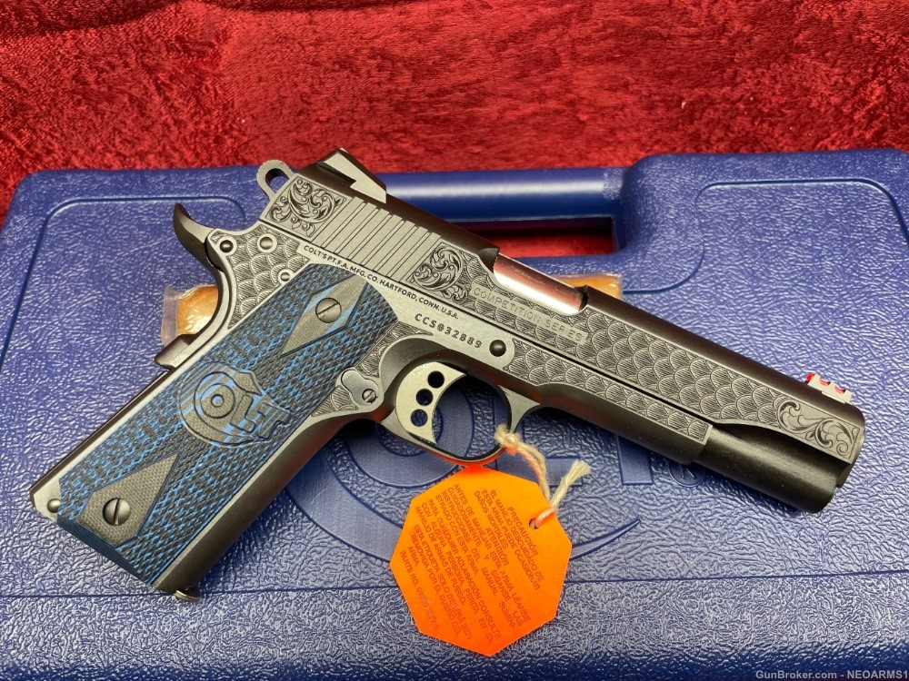 NIB Colt 1911 competition.45 acp incredible Engraved collector!-img-8