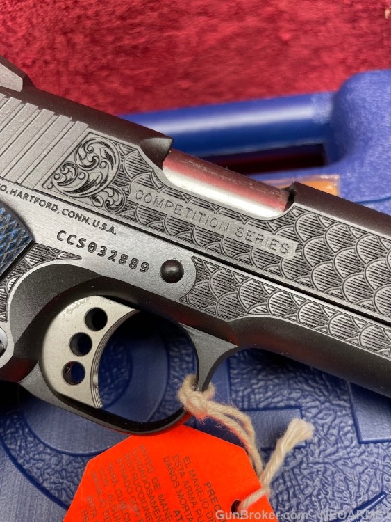 NIB Colt 1911 competition.45 acp incredible Engraved collector!-img-11