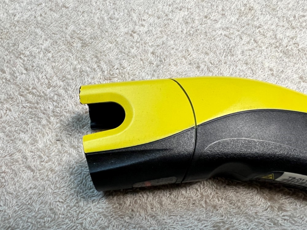 Used Taser C2 Compact Taser – Yellow with One Battery (No Cartridges)  -img-3