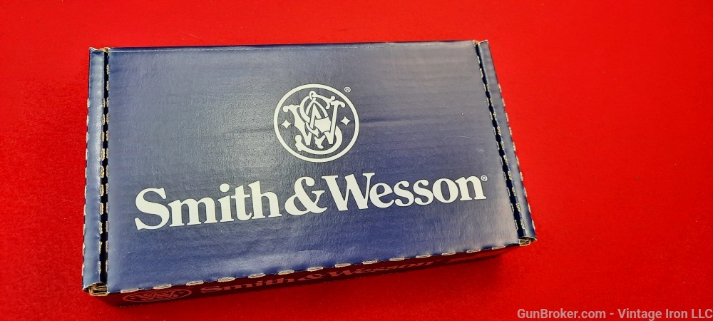 Smith and Wesson 351c *103351* .22 MRF (.22 mag)  7 shot NIB! NR-img-5