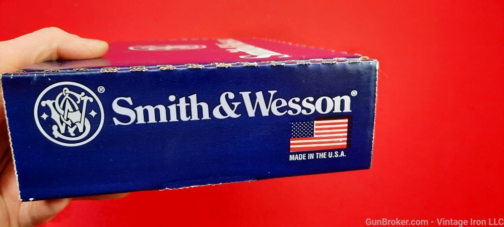 Smith and Wesson Governor *162410 * with 2.75" barrel .45LC/.45acp/.410 NIB-img-6
