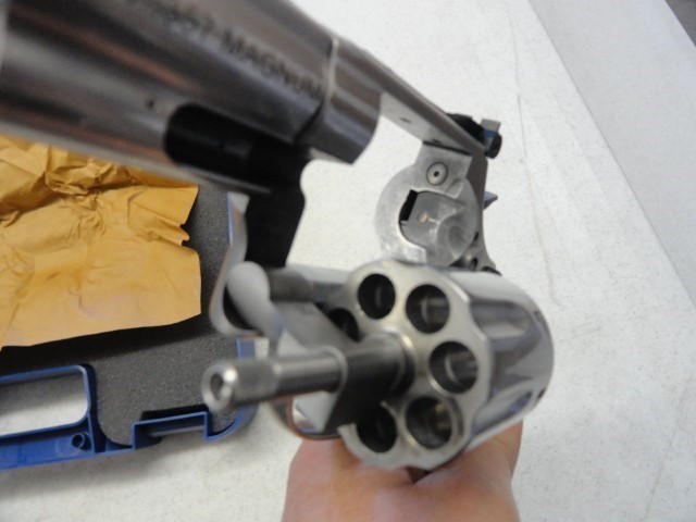 Smith & Wesson 686 Plus Combat Magnum 357 2.5" 7RD 164192-img-8