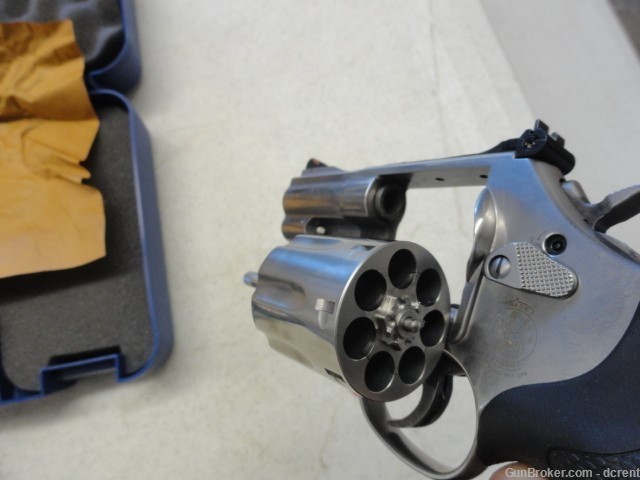 Smith & Wesson 686 Plus Combat Magnum 357 2.5" 7RD 164192-img-7