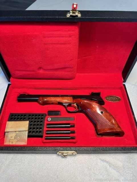 Browning Medalist 22LR with Presentation Case-img-0
