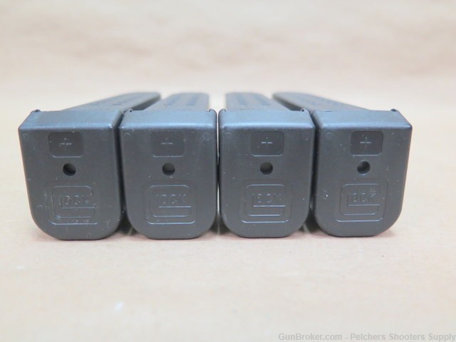 Glock Magazines 17-Round With +2 Glock Bottoms Made in Austria Lot of 4 -img-2