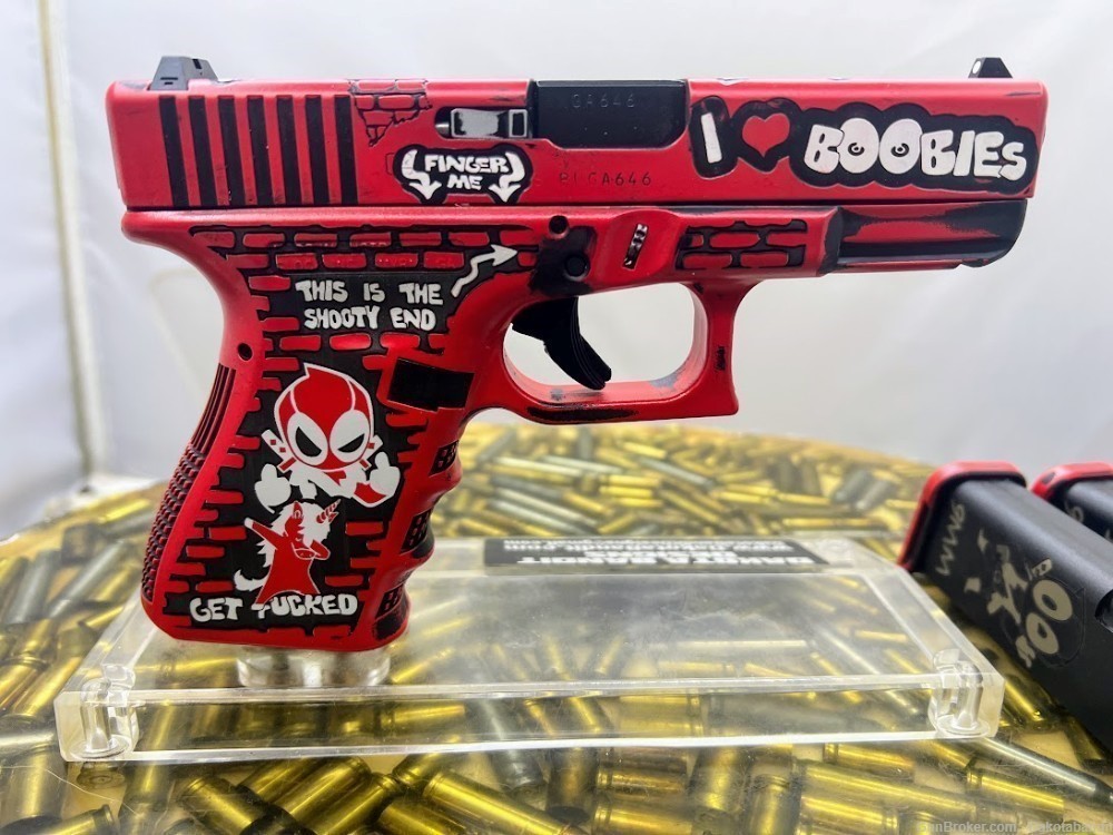  Glock 19 15rd Deadpool Battleworn Engraved and w/ Custom Case-img-0