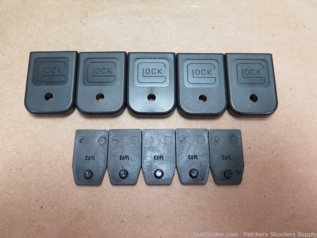 Glock Magazines 17-Round With +2 Glock Bottoms Made in Austria Lot of 5-img-3