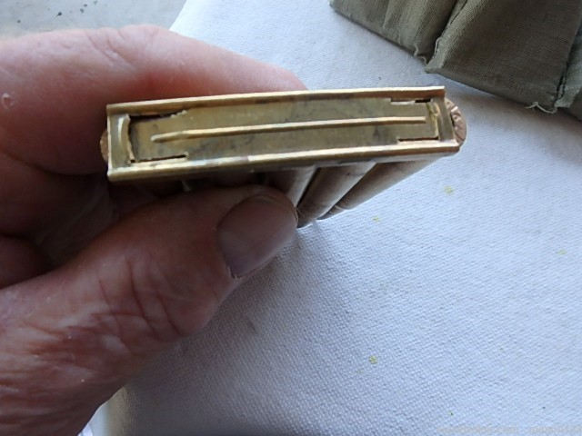 70 RDS OLD 1945 IN 8 MM AMMO MILITARY RDS IN BANDOLIER-img-3