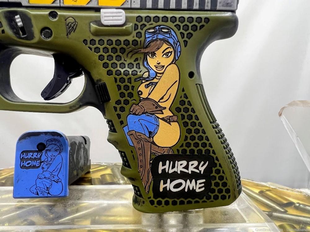 Hurry Home Glock 19 9MM Pinup Bomber WW2 Girl Engraved with Custom Case-img-1