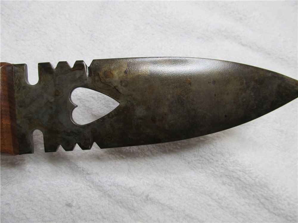 1800's Indian Trade Knife Bleeding Heart Design-img-3