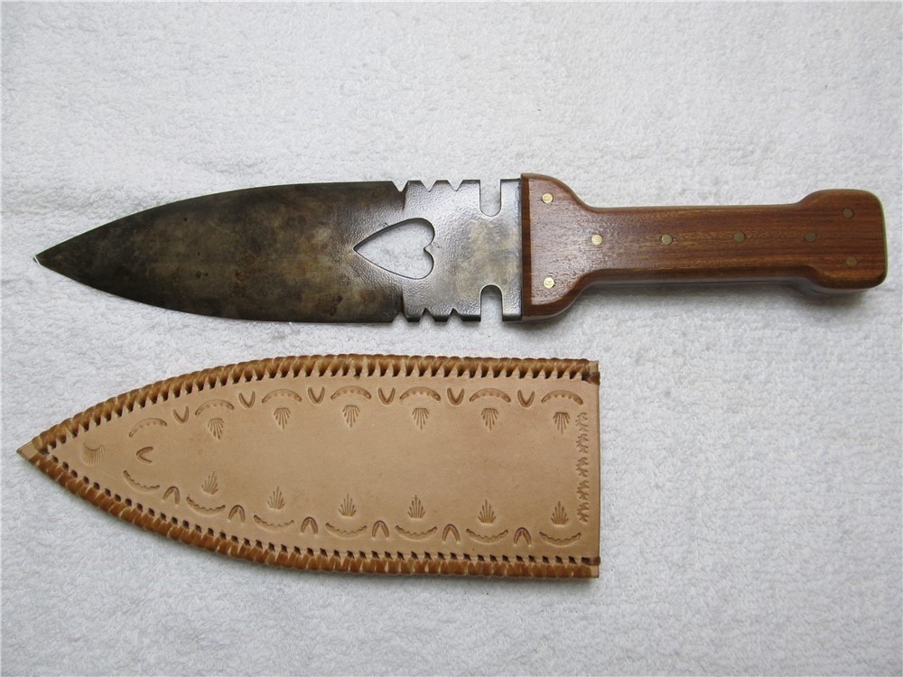 1800's Indian Trade Knife Bleeding Heart Design-img-0