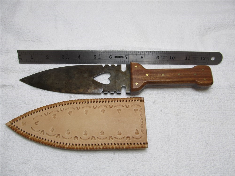 1800's Indian Trade Knife Bleeding Heart Design-img-1