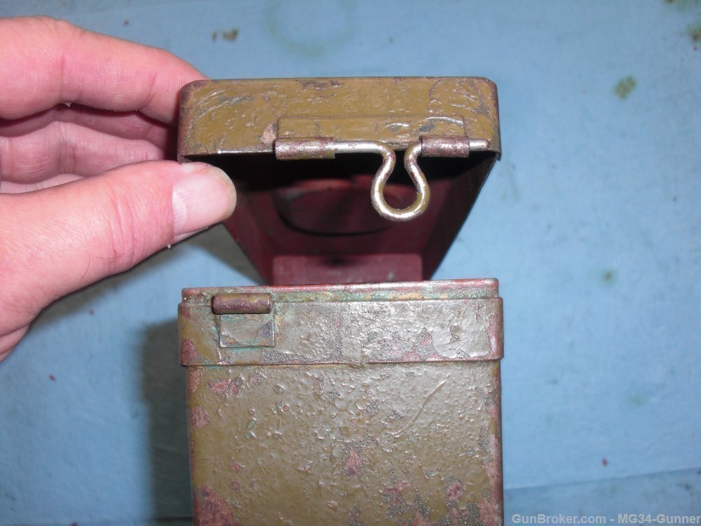 German WWII Small Parts Box - "hej" - MG42 and MG34-img-9