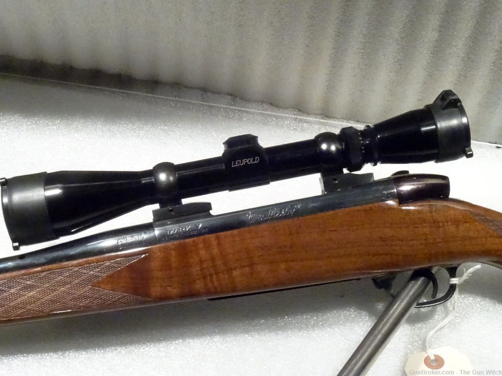 Weatherby MKV MK V  MK5 .240 Magnum  Bolt Action Rifle with Leupold 3-9x4-img-0