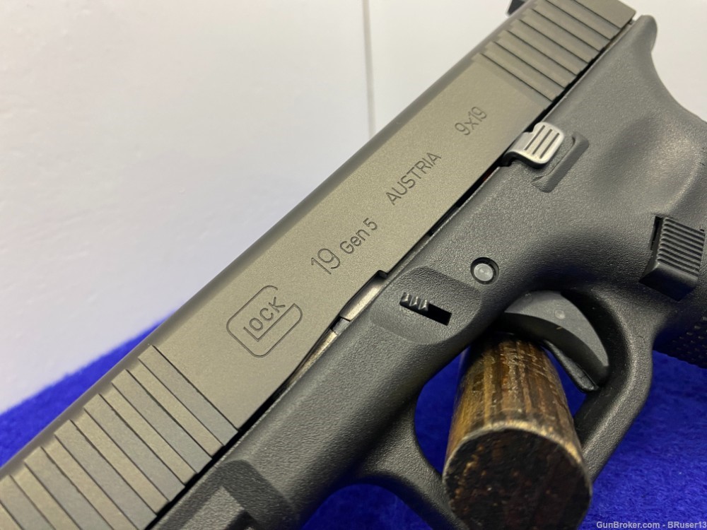 Glock 19 Gen5 9mm nDLC 4.01" *STAPLE CARRY GUN BY WHICH ALL ARE MEASURED*-img-10