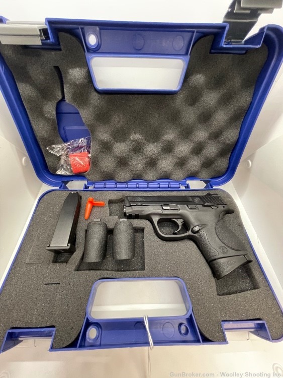 Smith & Wesson M&P 9c 9mm Preowned -img-17