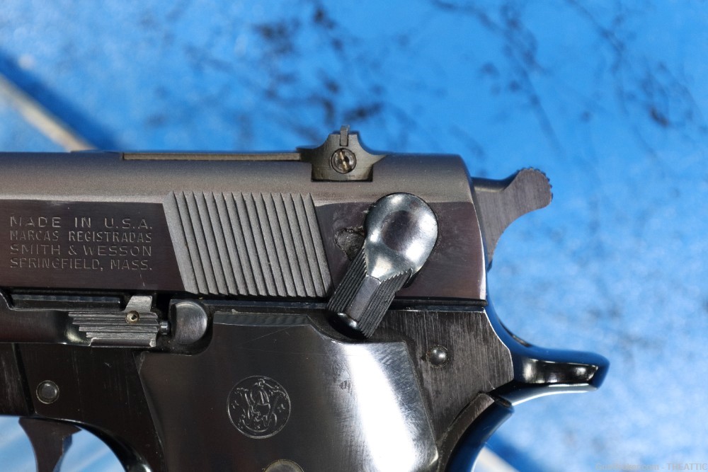 SMITH AND WESSON 59 9MM MADE IN 1975 S&W MODEL 59-img-7
