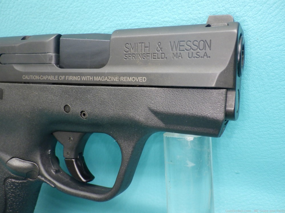 Smith & Wesson M&P 9 Shield 9mm 3.1"bbl Pistol W/Box + 3 Mags -img-4
