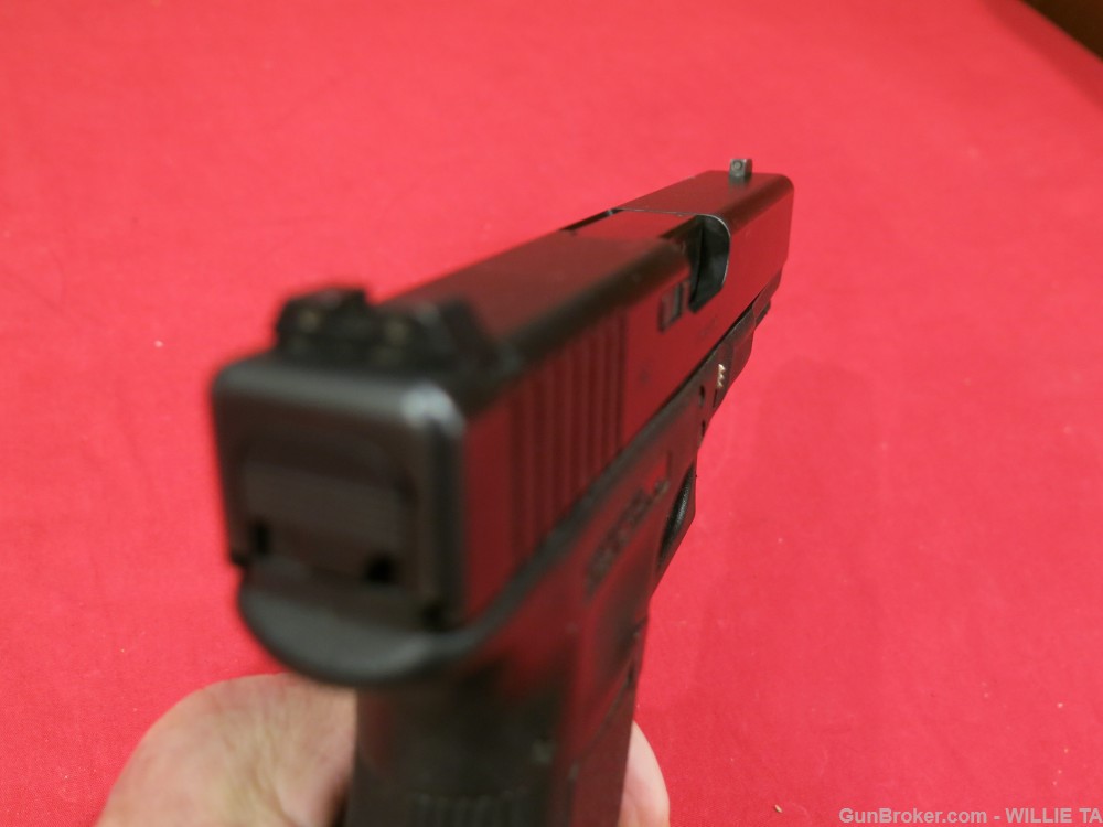 GLOCK 22 3rd GEN 40S&W W/ 2-15 rd MAGS GREAT SHAPE ALMOST NO WEAR NORESERVE-img-14
