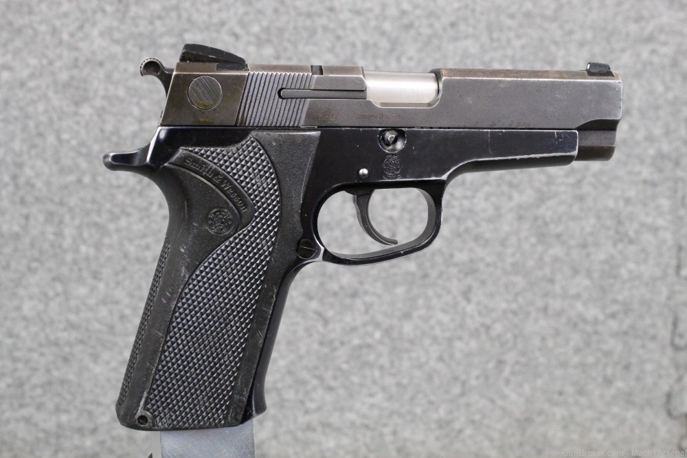 Smith & Wesson 910 9x19 Surplus Pistol-img-1
