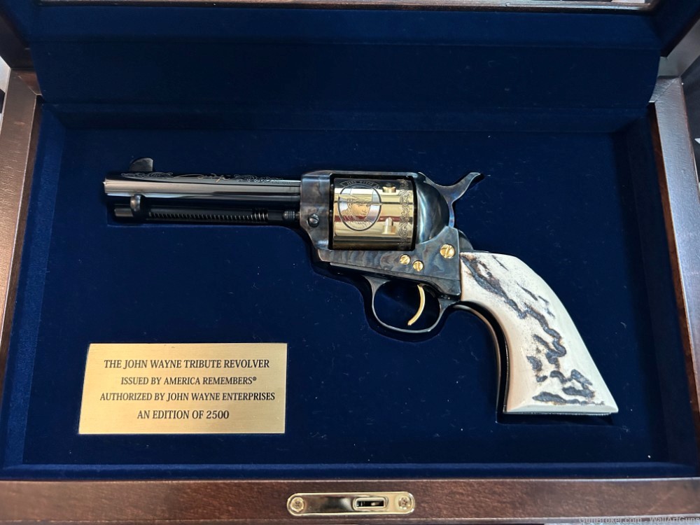 John Wayne Tribute 24K gold Single Revolver-img-2