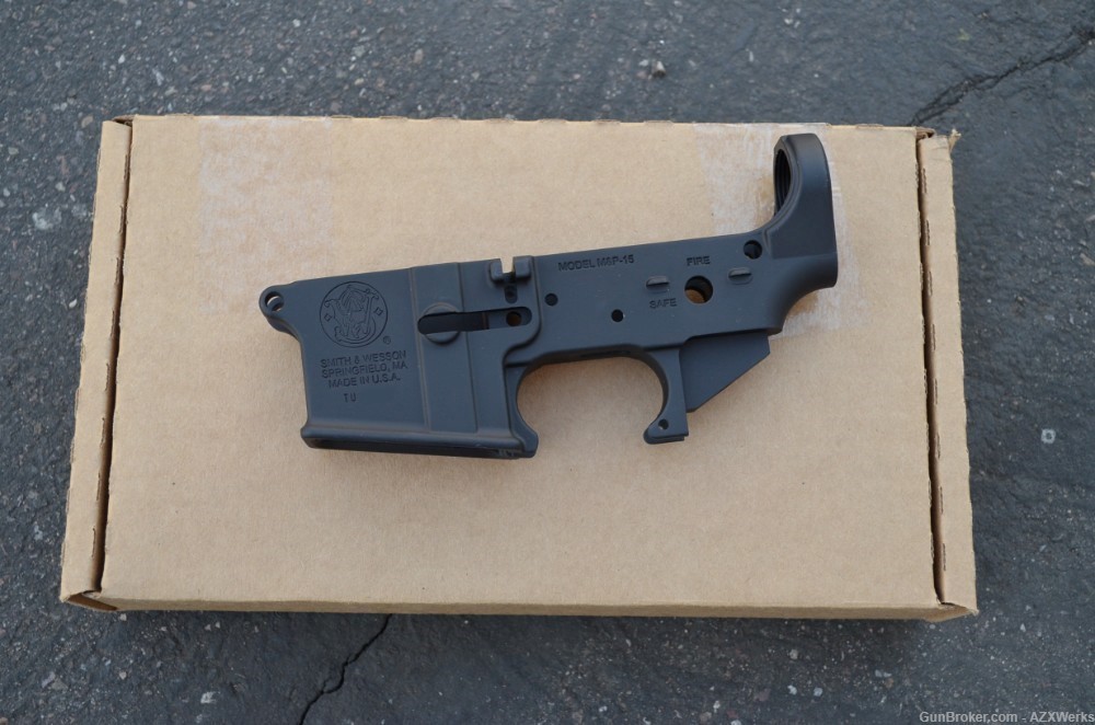 Smith & Wesson S&W M&P15 Stripped AR15 lower receiver 223 5.56-img-1