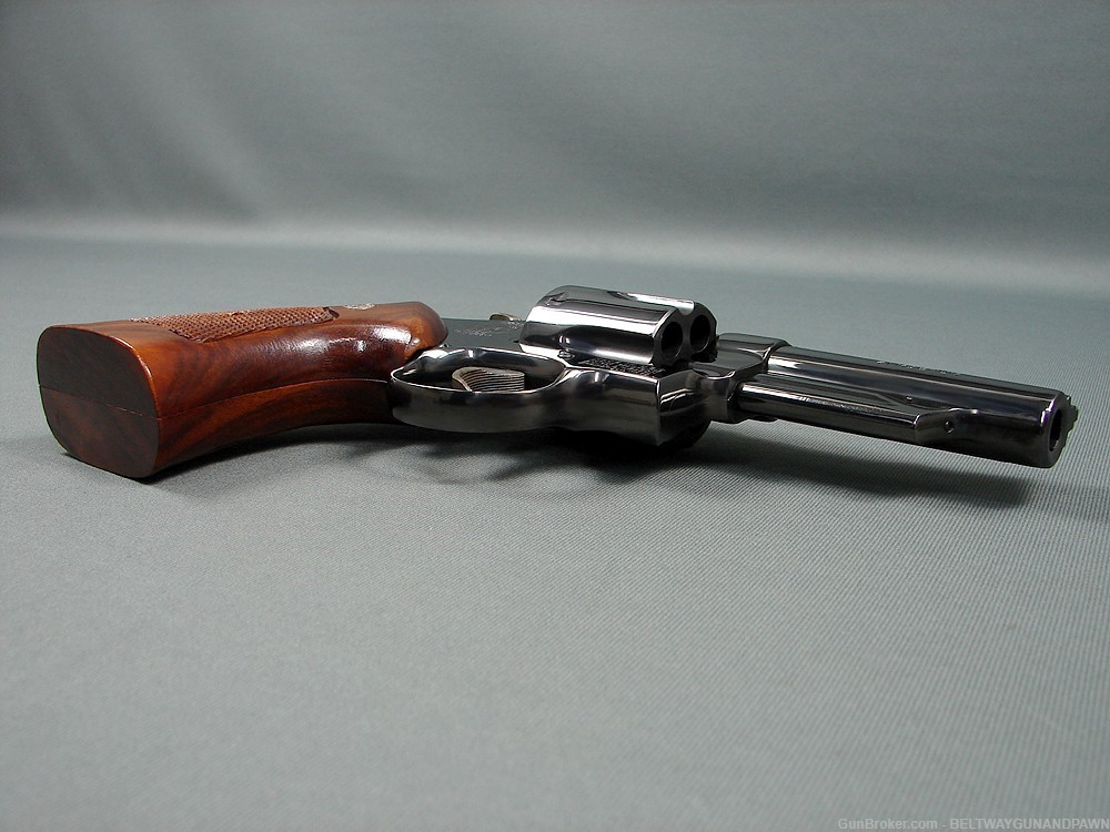 S&W Smith & Wesson 57 1st Model (No Dash) 41Mag 4" Mfg 1975 NICE-img-3