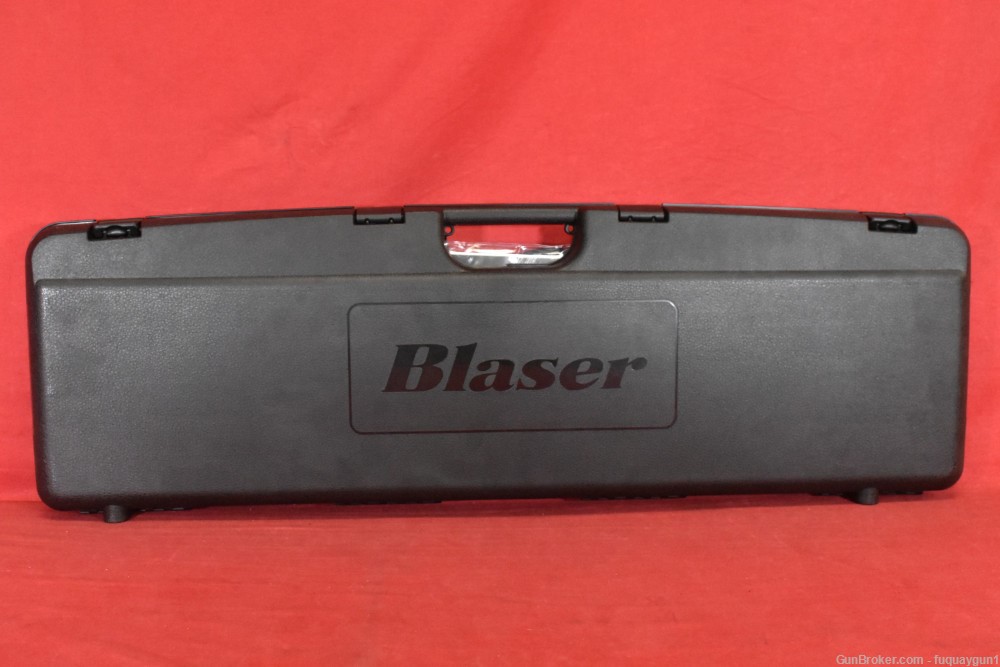 Blaser F16 Sporting 12 GA 32" + Grade 4 wood Adjustable Comb UPGRADE-img-22