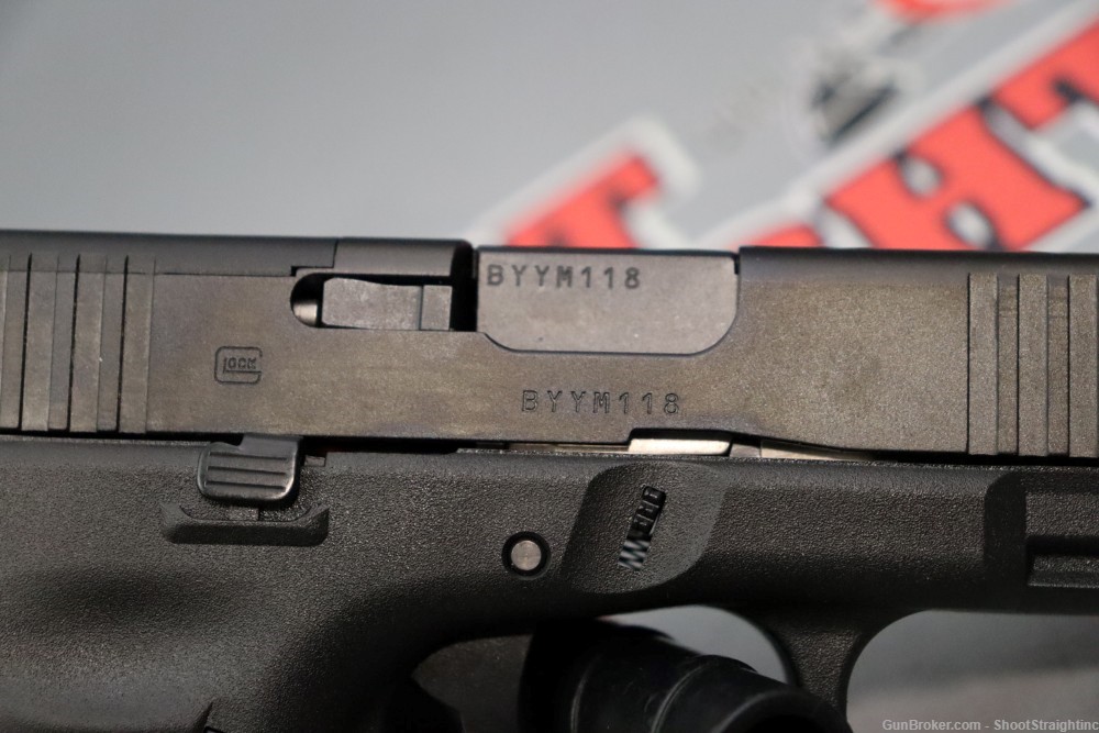 Glock 45 (Optic Ready)  4.02" 9mm w/Box -img-9