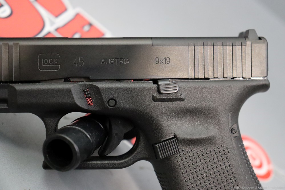 Glock 45 (Optic Ready)  4.02" 9mm w/Box -img-4