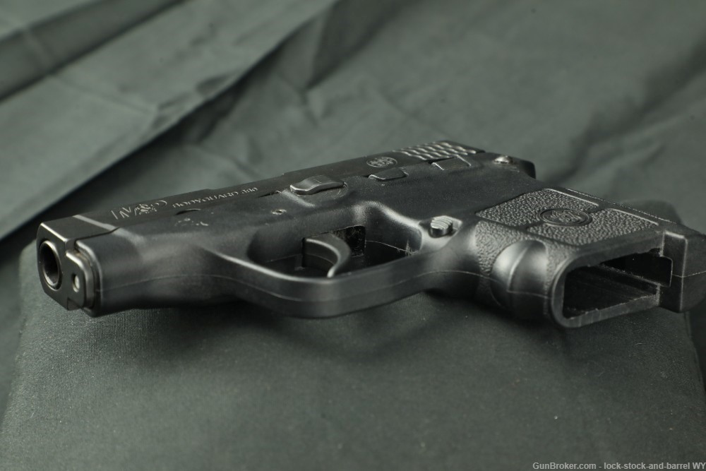 Smith & Wesson M&P Bodyguard 2.75” .380 ACP Semi Auto Pistol W/ Case-img-10