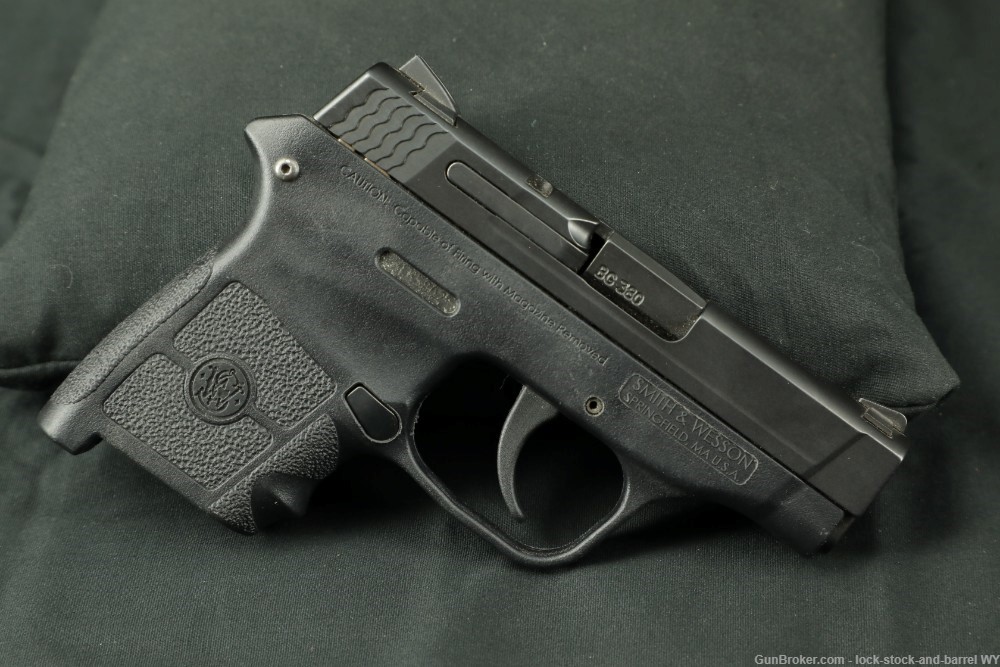 Smith & Wesson M&P Bodyguard 2.75” .380 ACP Semi Auto Pistol W/ Case-img-3