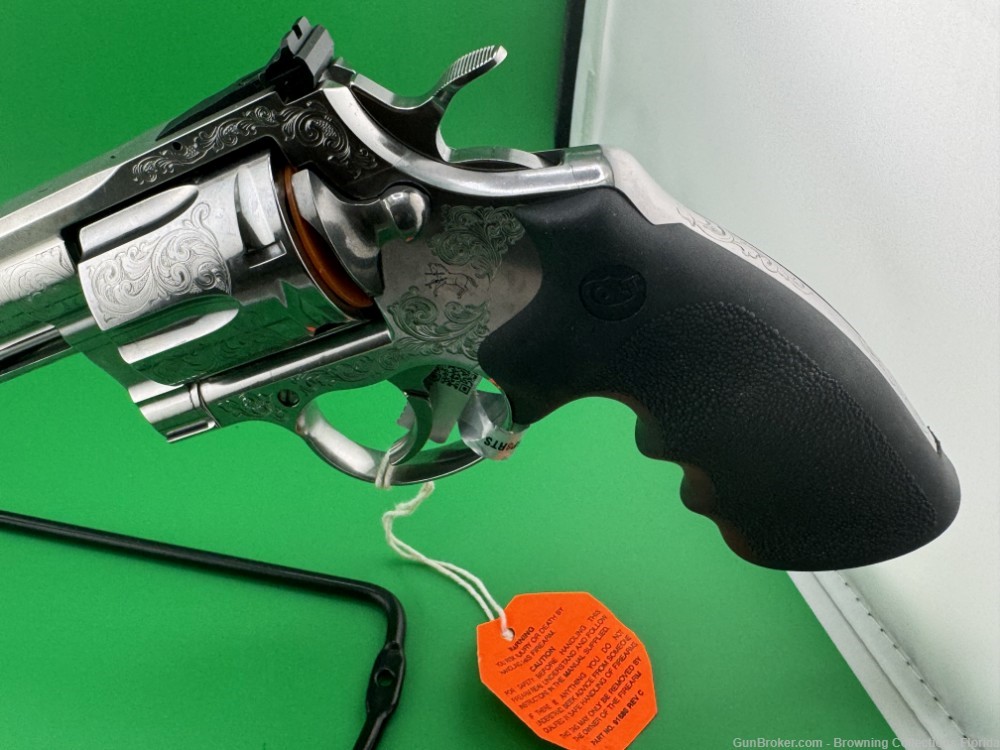Colt Anaconda Engraved .44 Magnum 6rd Revolver 8" ANACONDA-NEW IN BOX-img-6