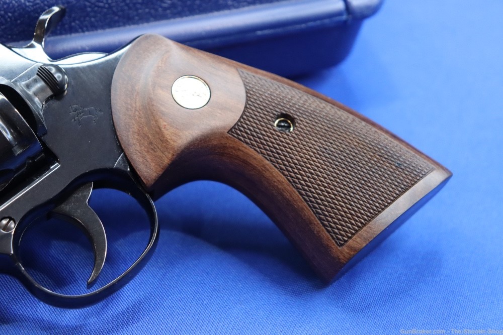 Colt Model Python Revolver 357 Magnum Royal Blued 4" 357MAG DA SA 357 MAG-img-4