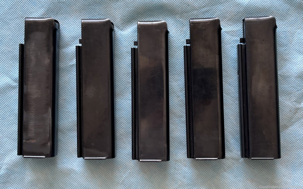 Five Thompson 20 round Magazines in 1942 Dated Pouch-img-6