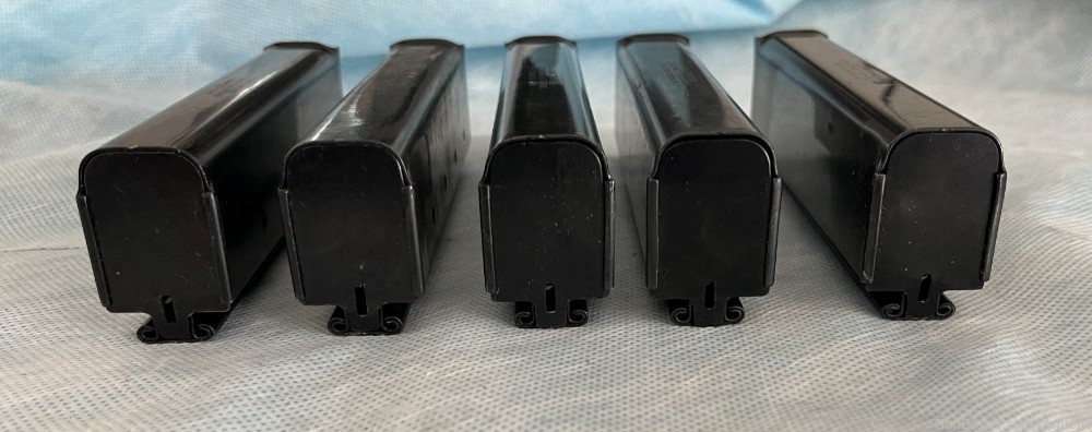 Five Thompson 20 round Magazines in 1942 Dated Pouch-img-8