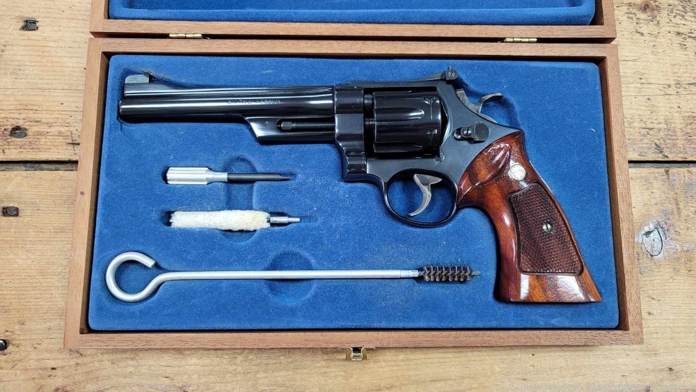 Smith & Wesson Model 27-2 .357 magnum pinned revolver Walnut Box-img-0