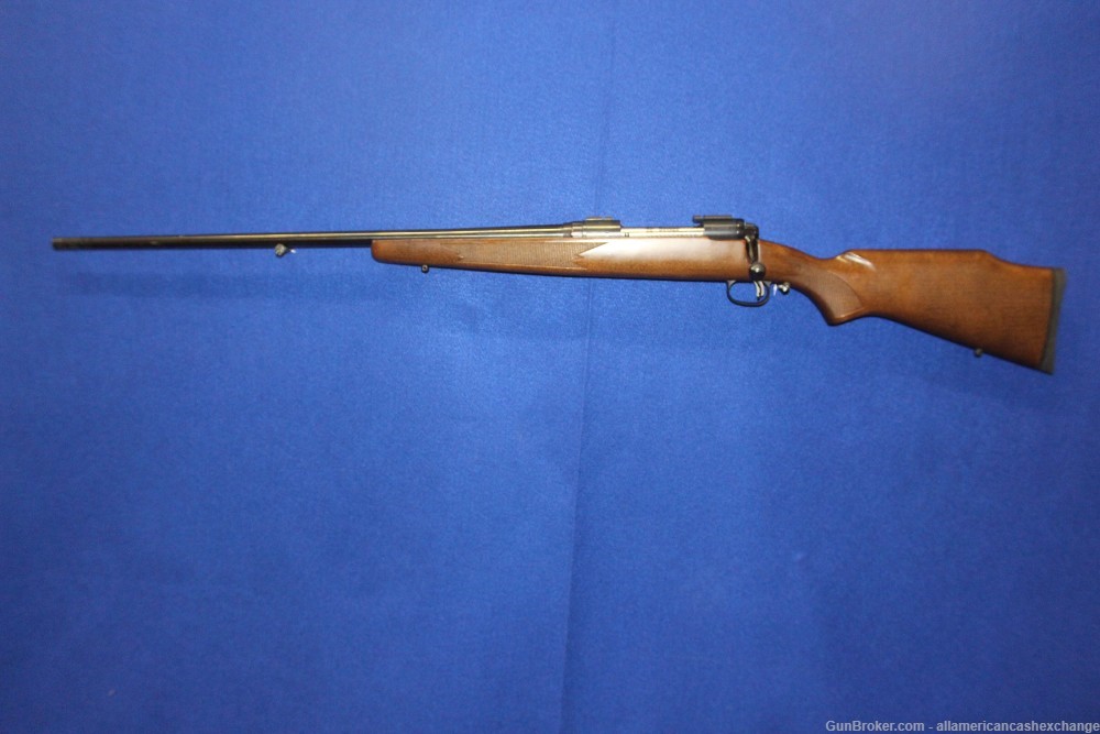 LEFT HAND SAVAGE Model 110 Bolt Action Rifle 300 Win Mag-img-1
