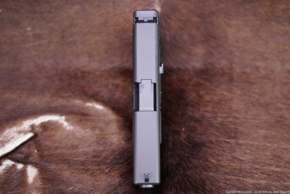 Glock Model 19 G19 Gen 3 9mm 4.02” Striker Fired Semi Auto Pistol, Holster-img-6