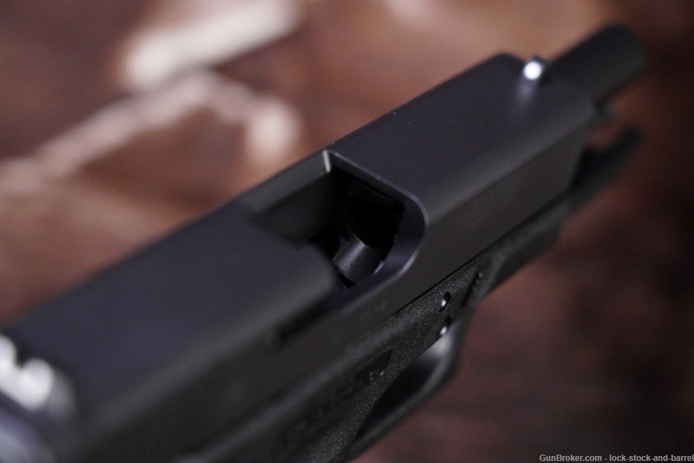Glock Model 19 G19 Gen 3 9mm 4.02” Striker Fired Semi Auto Pistol, Holster-img-12