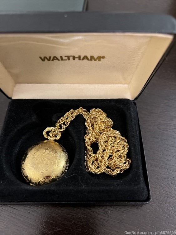 Waltham Ladies Pocket Watch Original Box -img-3