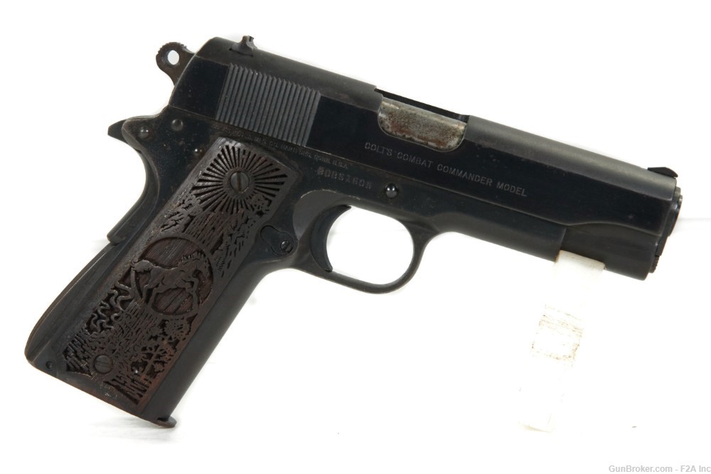 Colt Combat Commander .45ACP, Carved Grips-img-0