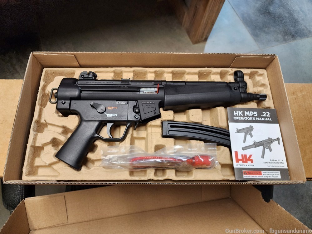 PICS! NEW! Heckler & Koch HK MP5 PISTOL .22 LR 9" 22 22LR 81000470 THREADED-img-1