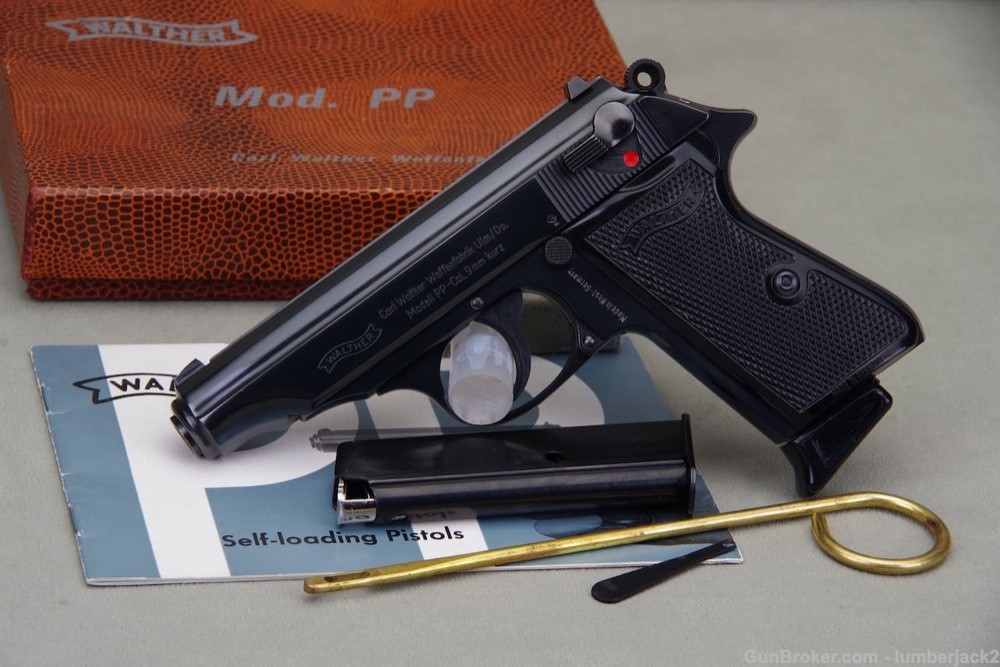 Exceptional 1969 Walther PP 9mm Kurz 4'' Blue with Original Box Complete   -img-4