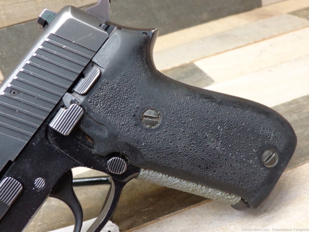 Sig Sauer P220 .45 acp Semi Auto Pistol-img-1