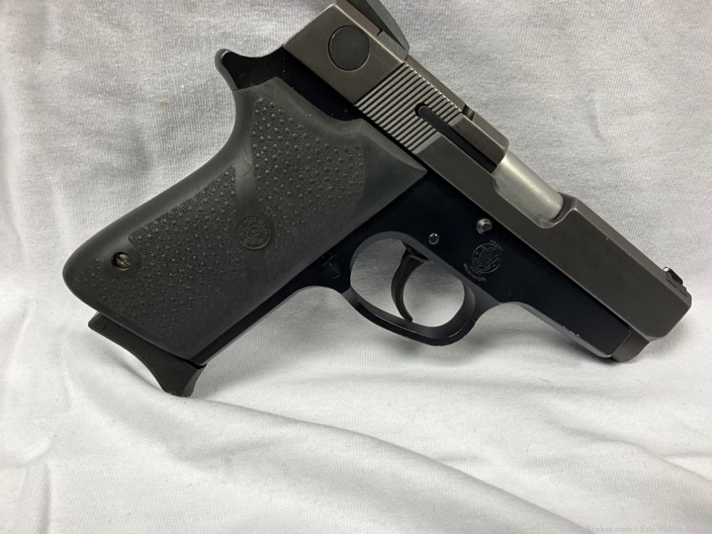 SMITH & WESSON 908 9MM-img-3