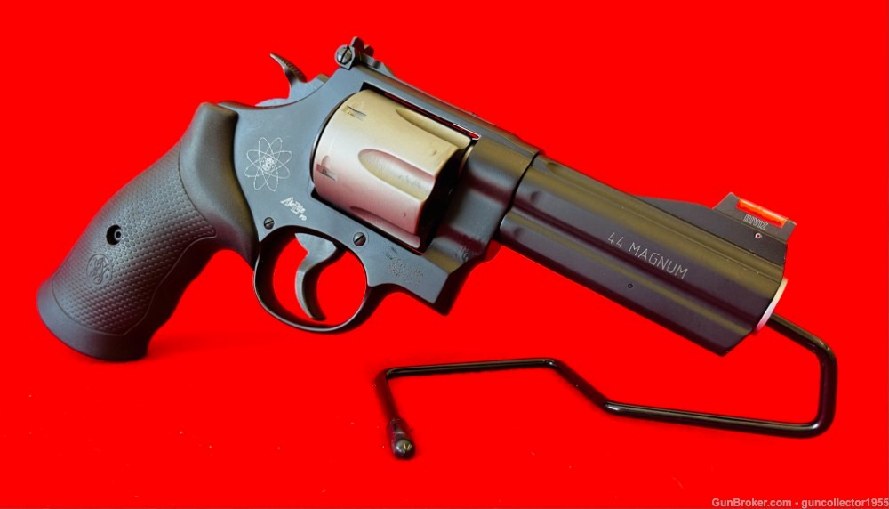 .44 Magnum Smith and Wesson revolver air lite titanium 329 pd-img-2
